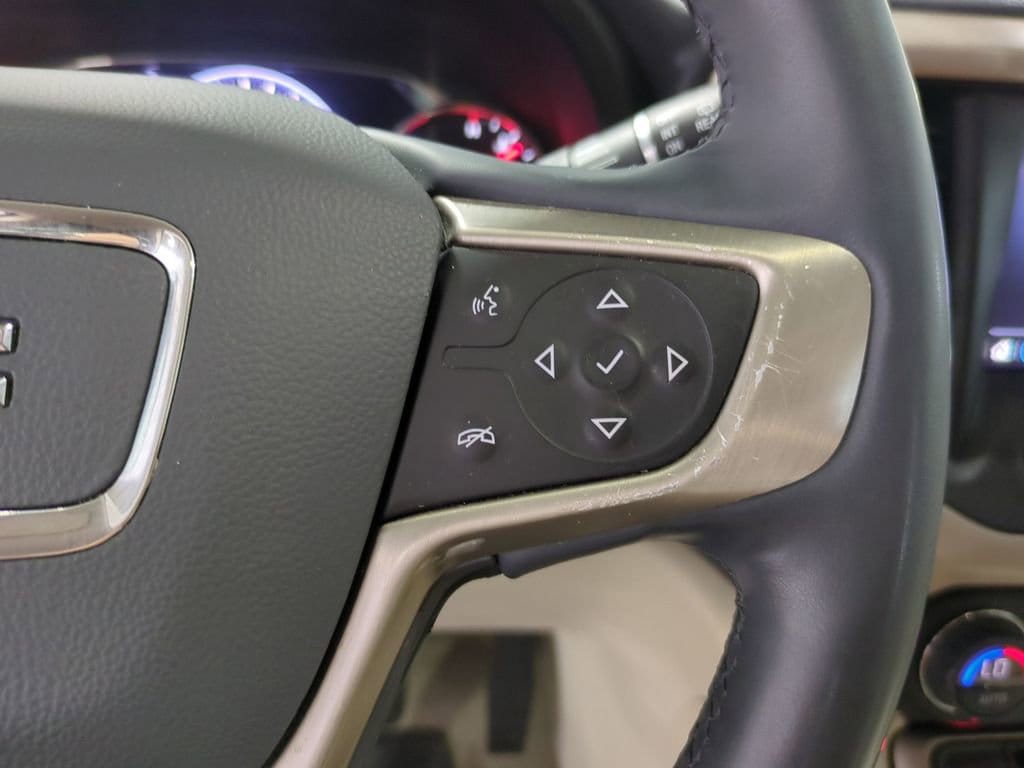 Thumbnail: 2023 GMC Acadia - 24