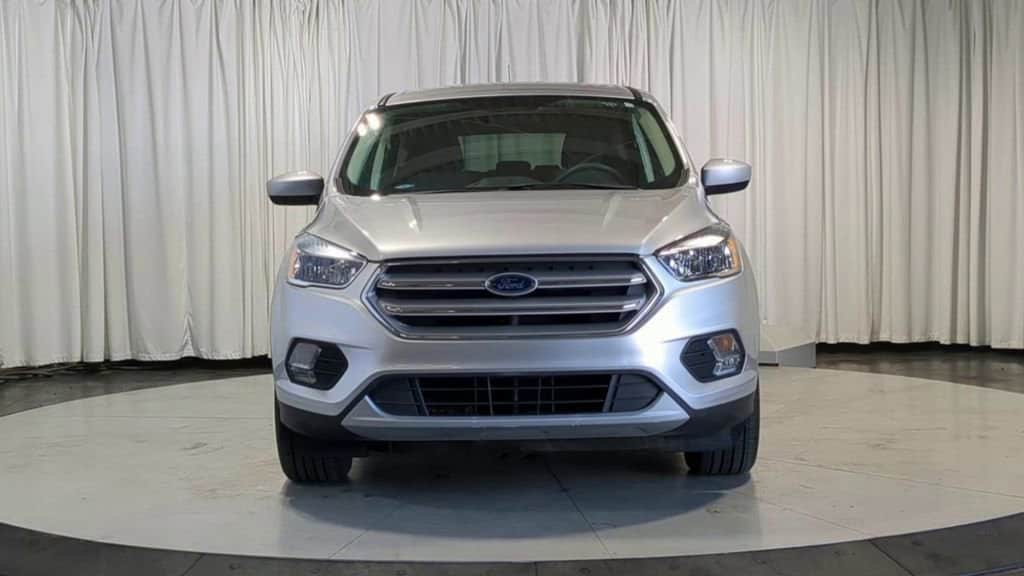 Thumbnail: 2019 Ford Escape - 4