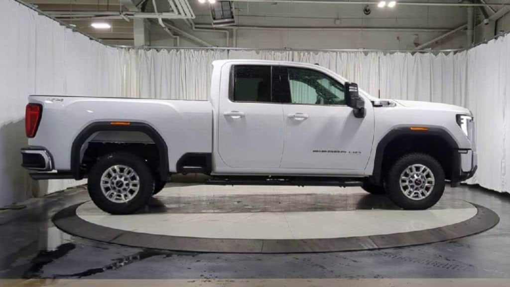 Thumbnail: 2024 GMC Sierra 2500 - 11
