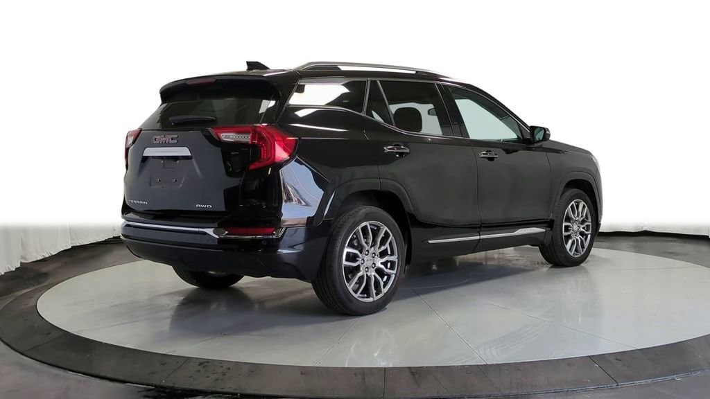 Thumbnail: 2022 GMC Terrain - 8