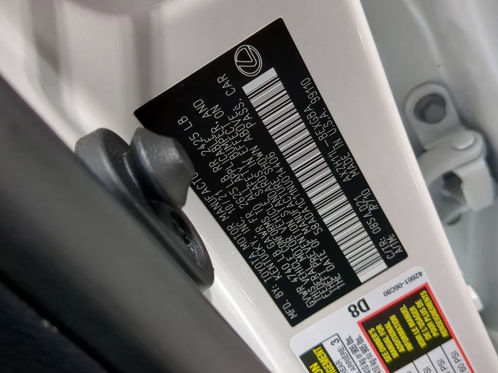 Thumbnail: 2022 Lexus ES - 47