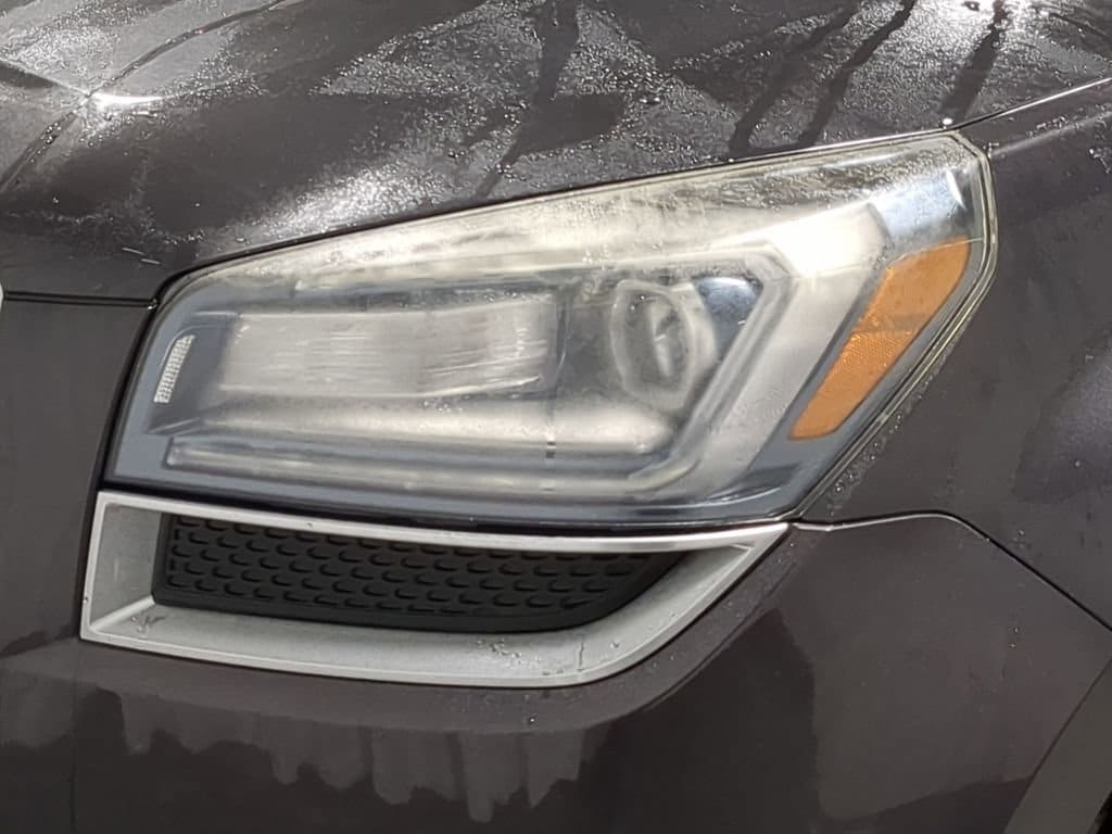 Thumbnail: 2015 GMC Acadia - 22