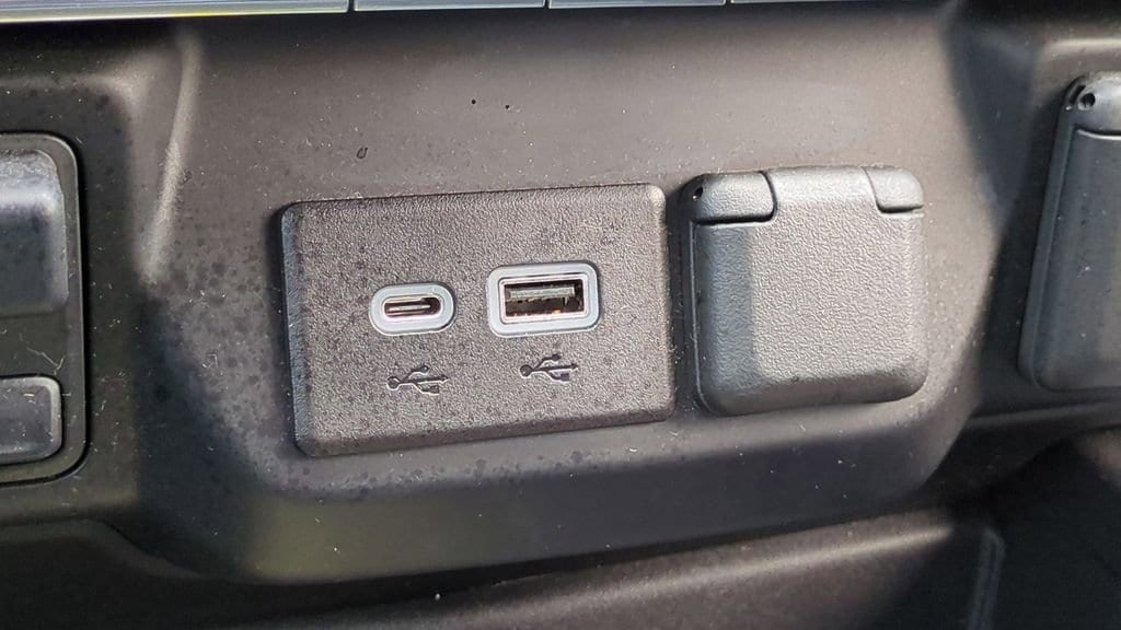 Thumbnail: 2021 Chevrolet Silverado 1500 - 34