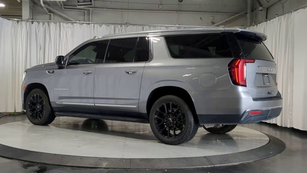 Thumbnail: 2023 GMC Yukon XL - 7