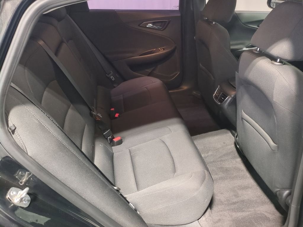 Thumbnail: 2019 Chevrolet Malibu - 23