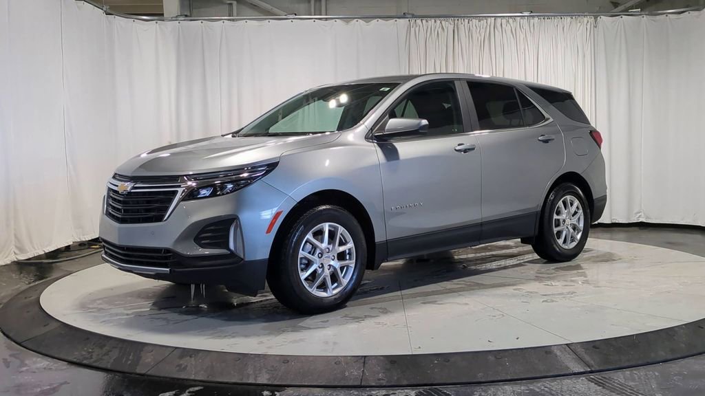 2023 Chevrolet Equinox LT photo 4