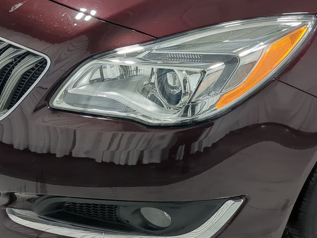 Thumbnail: 2017 Buick Regal - 22