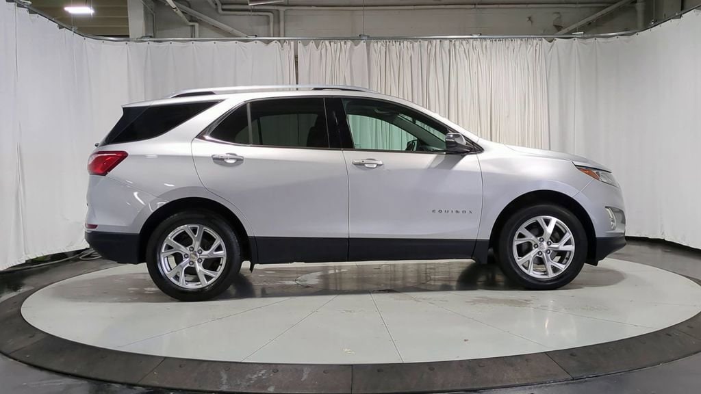 Thumbnail: 2018 Chevrolet Equinox - 11