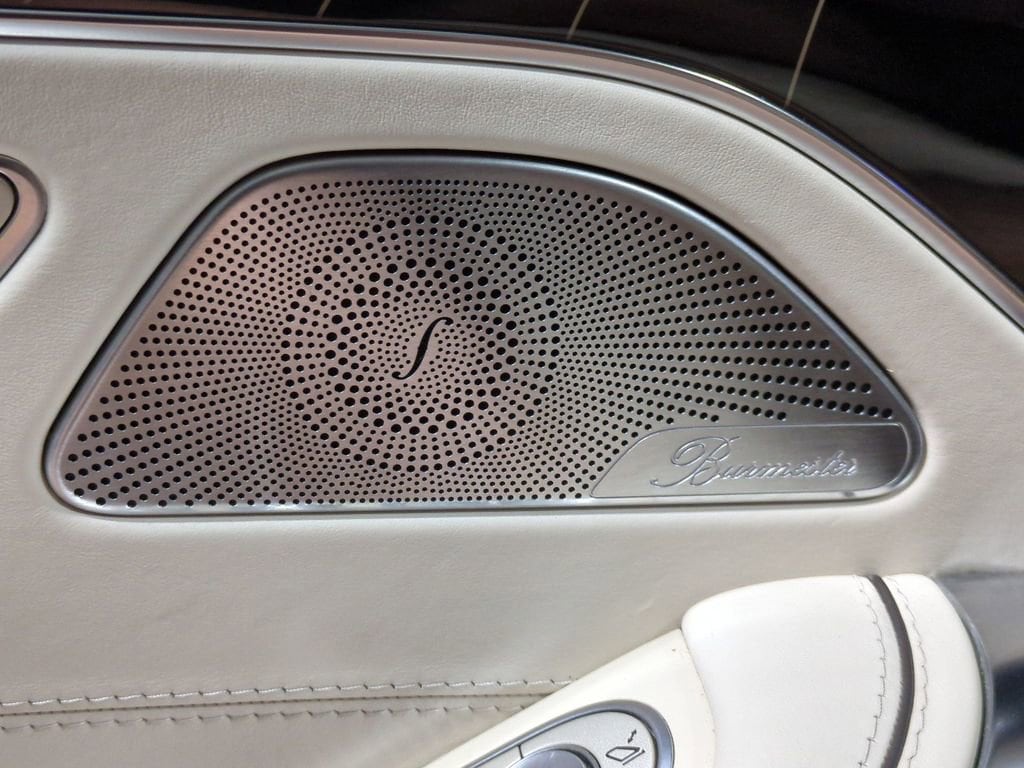 Thumbnail: 2016 Mercedes-Benz S-Class - 32