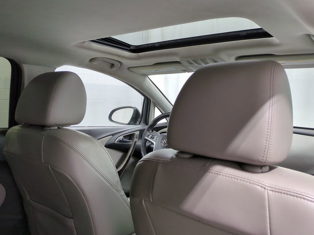 Thumbnail: 2016 Buick Verano - 23