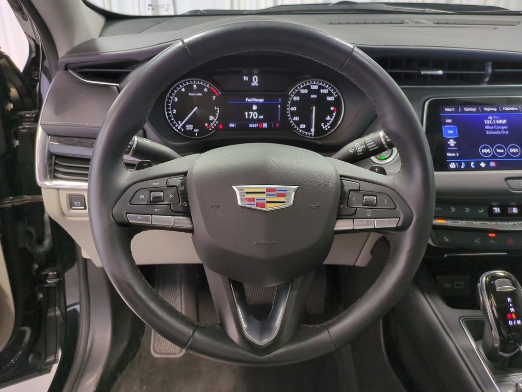 2022 Cadillac XT4 Premium Luxury 27