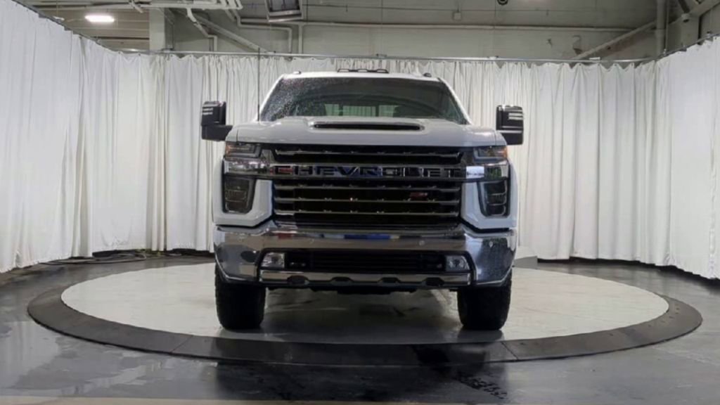 Thumbnail: 2022 Chevrolet Silverado 2500 - 4