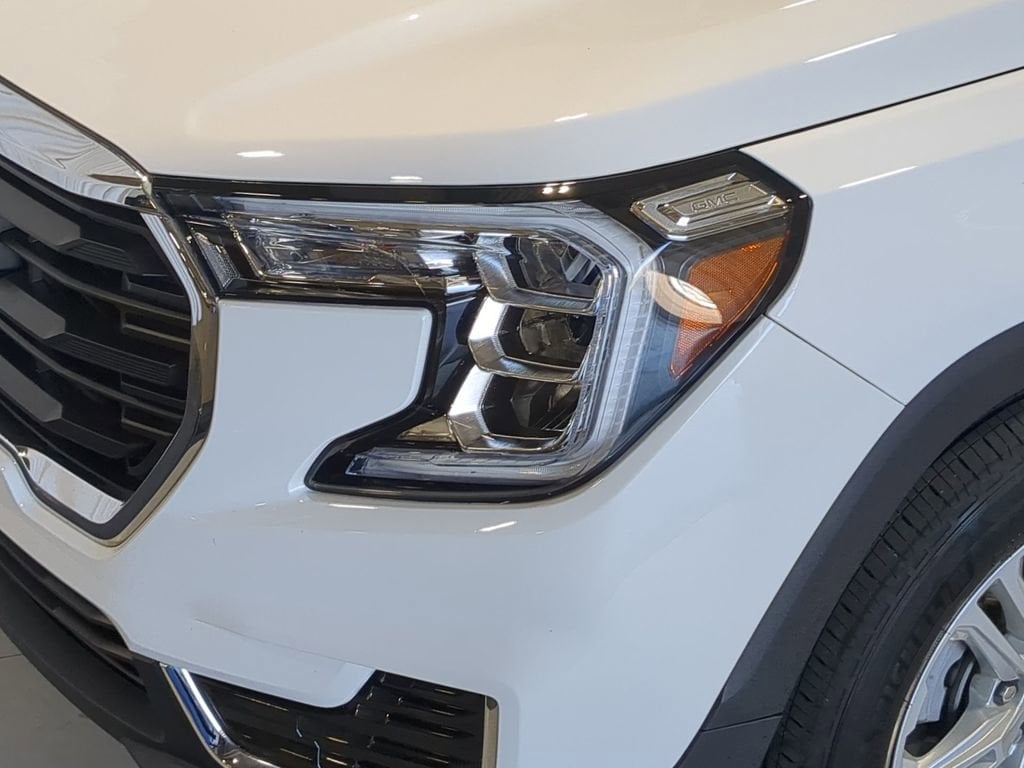 Thumbnail: 2023 GMC Terrain - 14