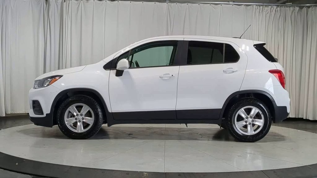 Thumbnail: 2019 Chevrolet Trax - 6
