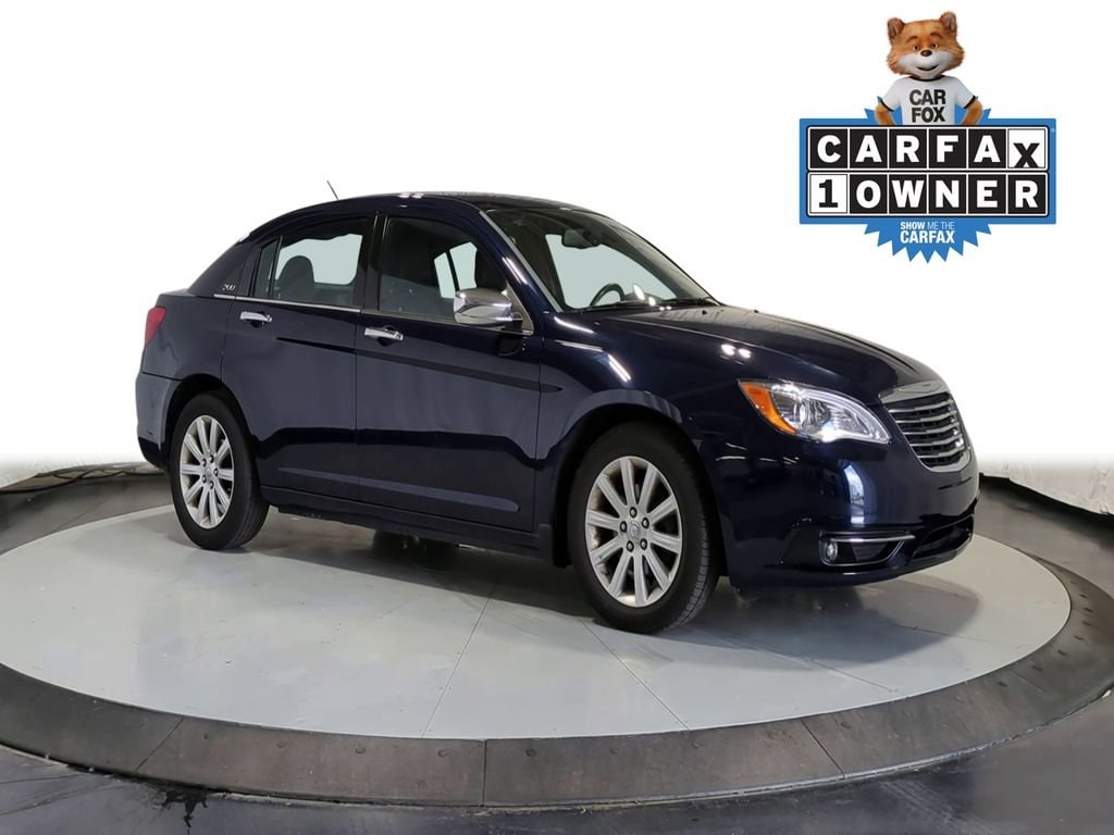 Thumbnail: 2014 Chrysler 200 - 2