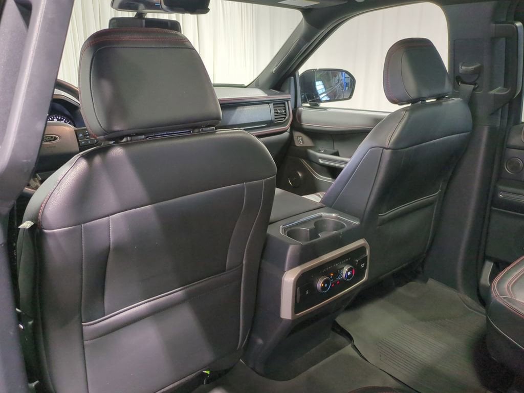 Thumbnail: 2023 Ford Expedition - 17