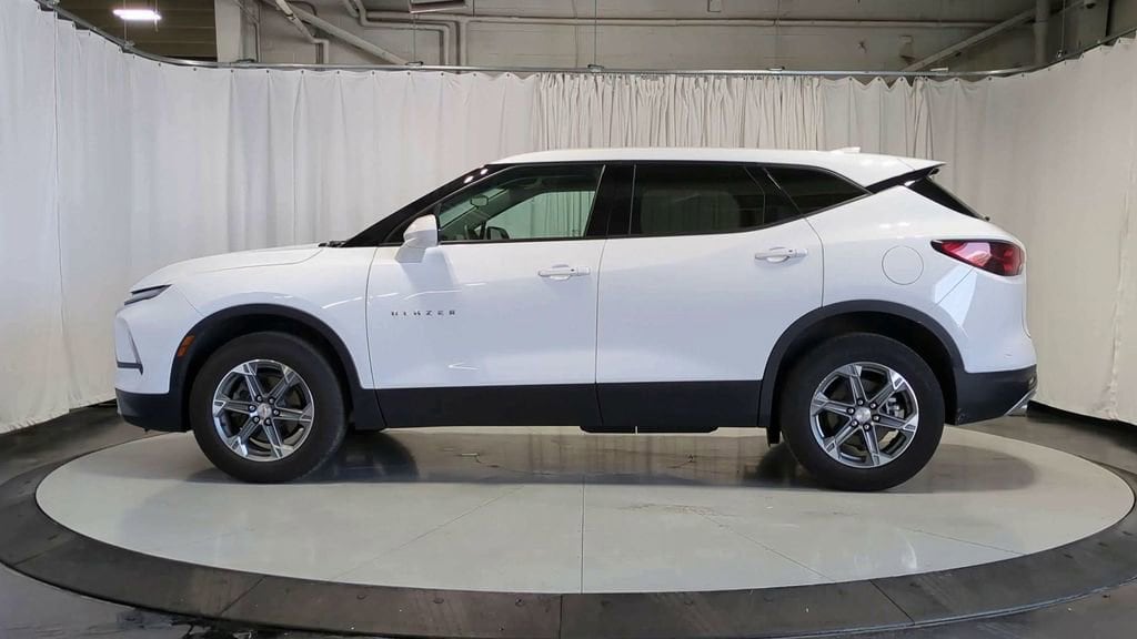 Thumbnail: 2024 Chevrolet Blazer - 6