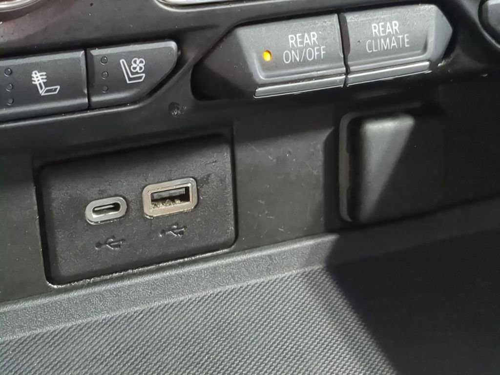 Thumbnail: 2021 Chevrolet Suburban - 47