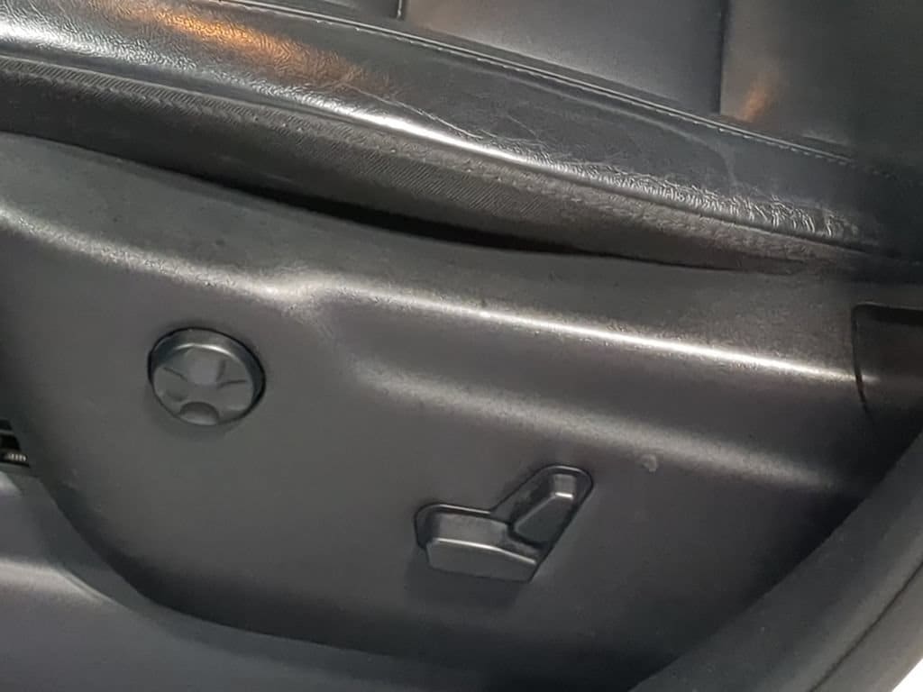 Thumbnail: 2019 Jeep Grand Cherokee - 21