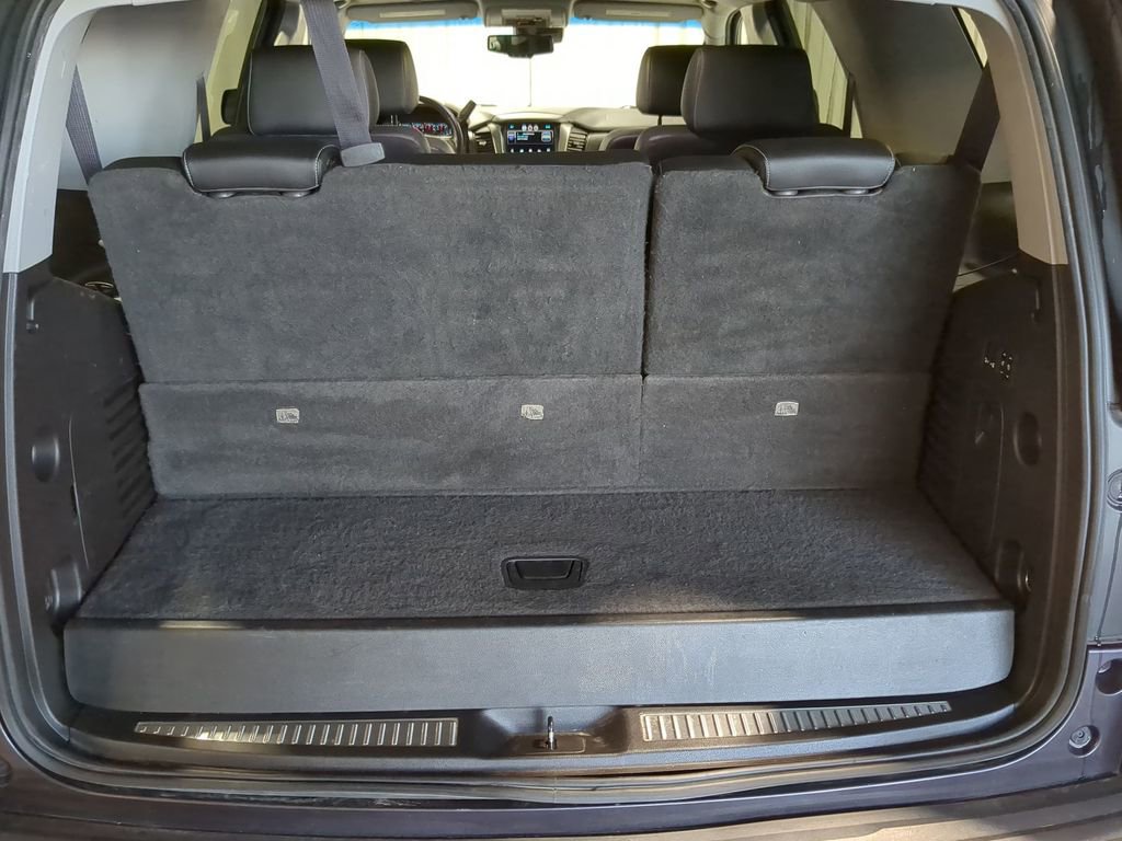 Thumbnail: 2015 Chevrolet Tahoe - 45