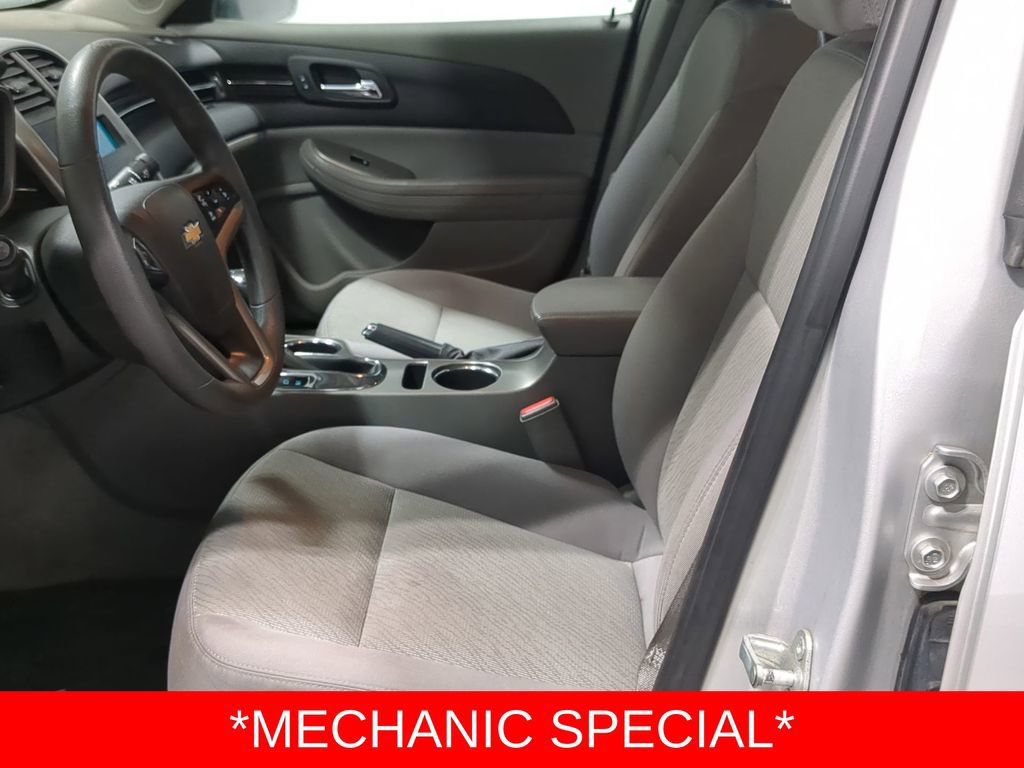 Thumbnail: 2014 Chevrolet Malibu - 23