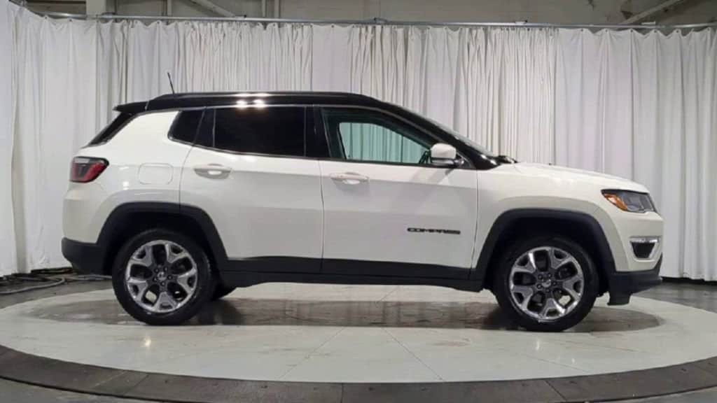 Thumbnail: 2019 Jeep Compass - 10