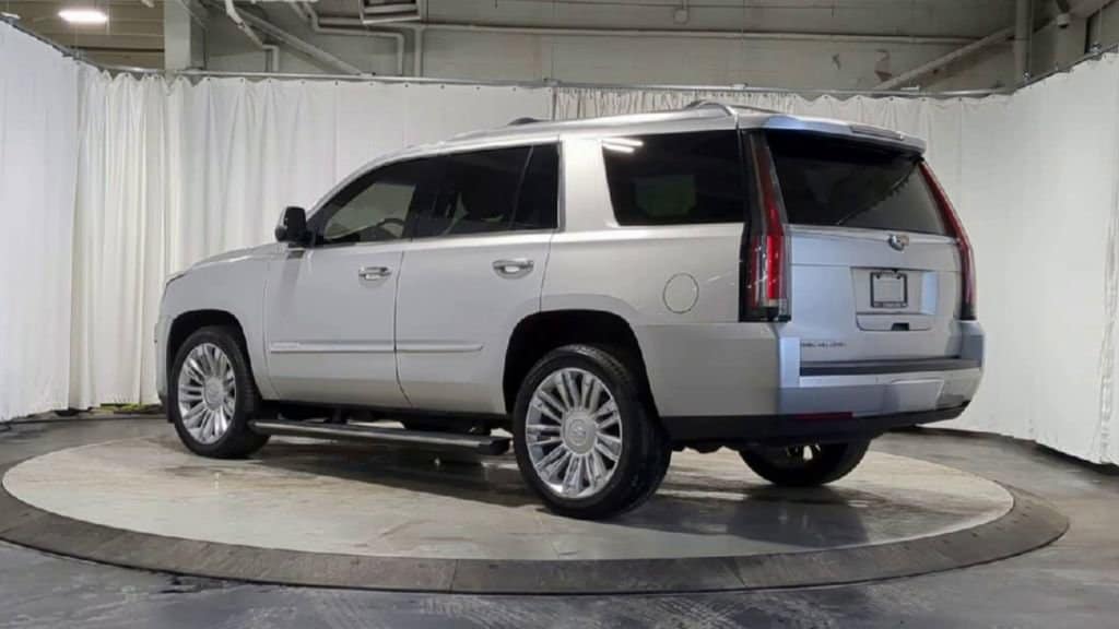 Thumbnail: 2015 Cadillac Escalade - 8