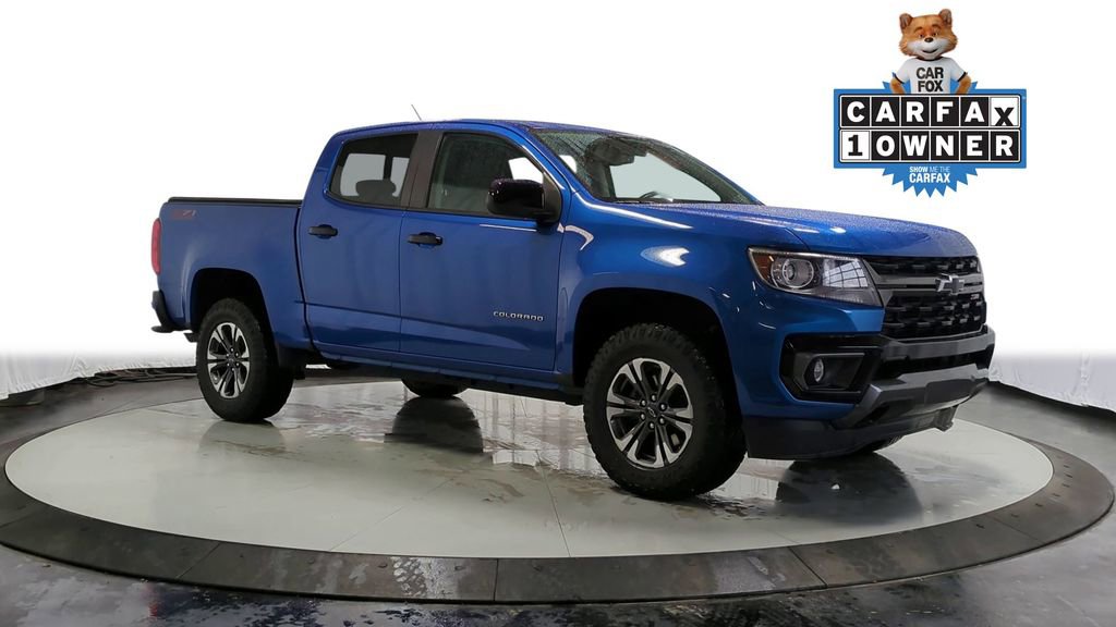 2022 Chevrolet Colorado Z71 photo 2