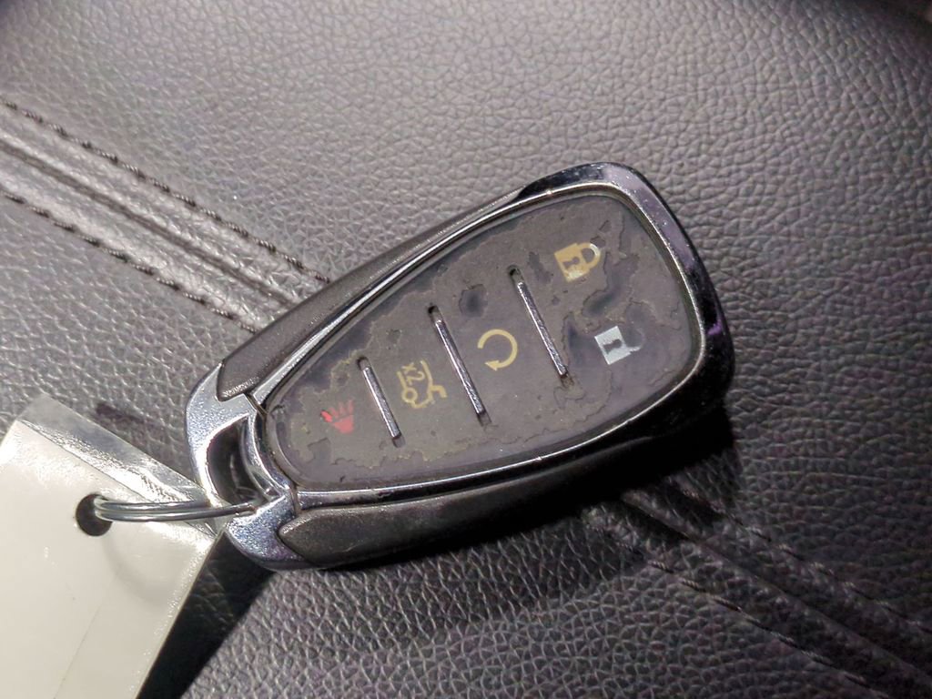 Thumbnail: 2019 Chevrolet Malibu - 38