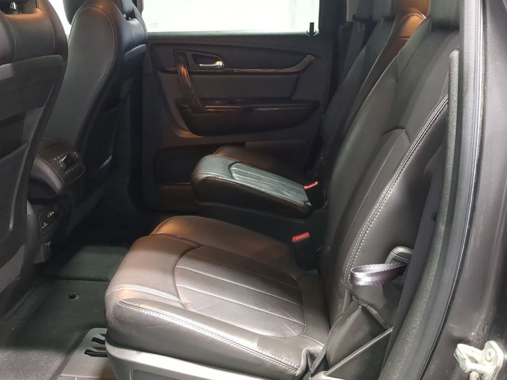 Thumbnail: 2015 GMC Acadia - 33