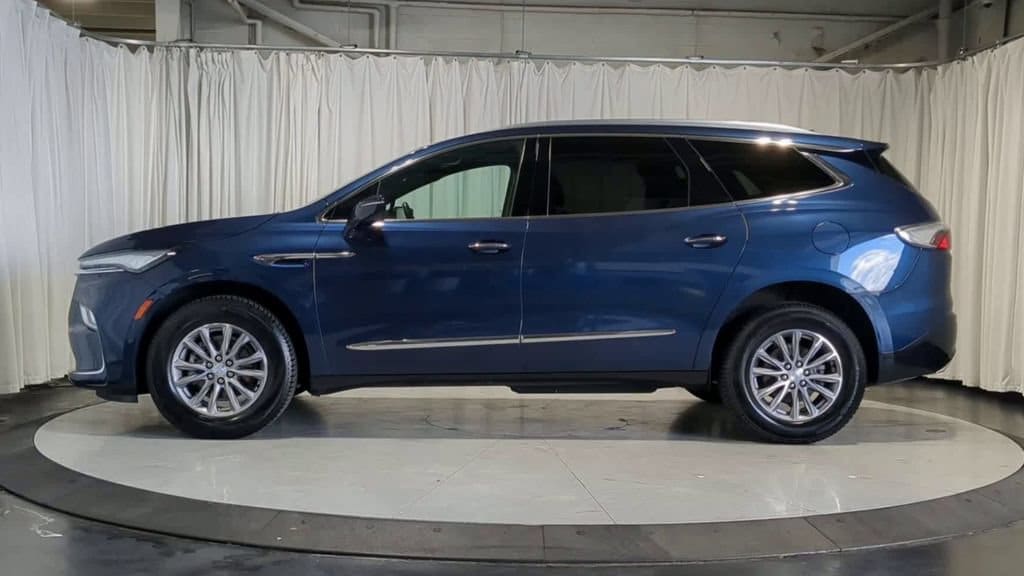 Thumbnail: 2022 Buick Enclave - 5