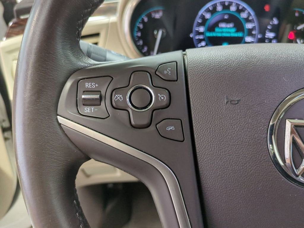 Thumbnail: 2014 Buick LaCrosse - 27