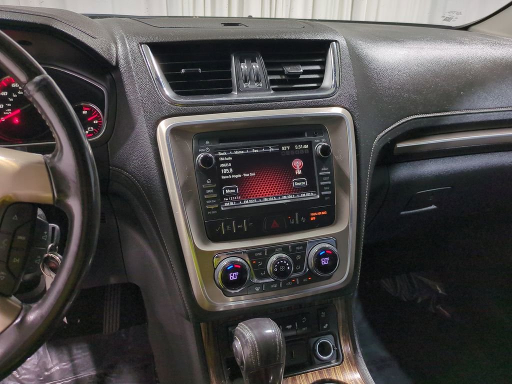 Thumbnail: 2016 GMC Acadia - 31