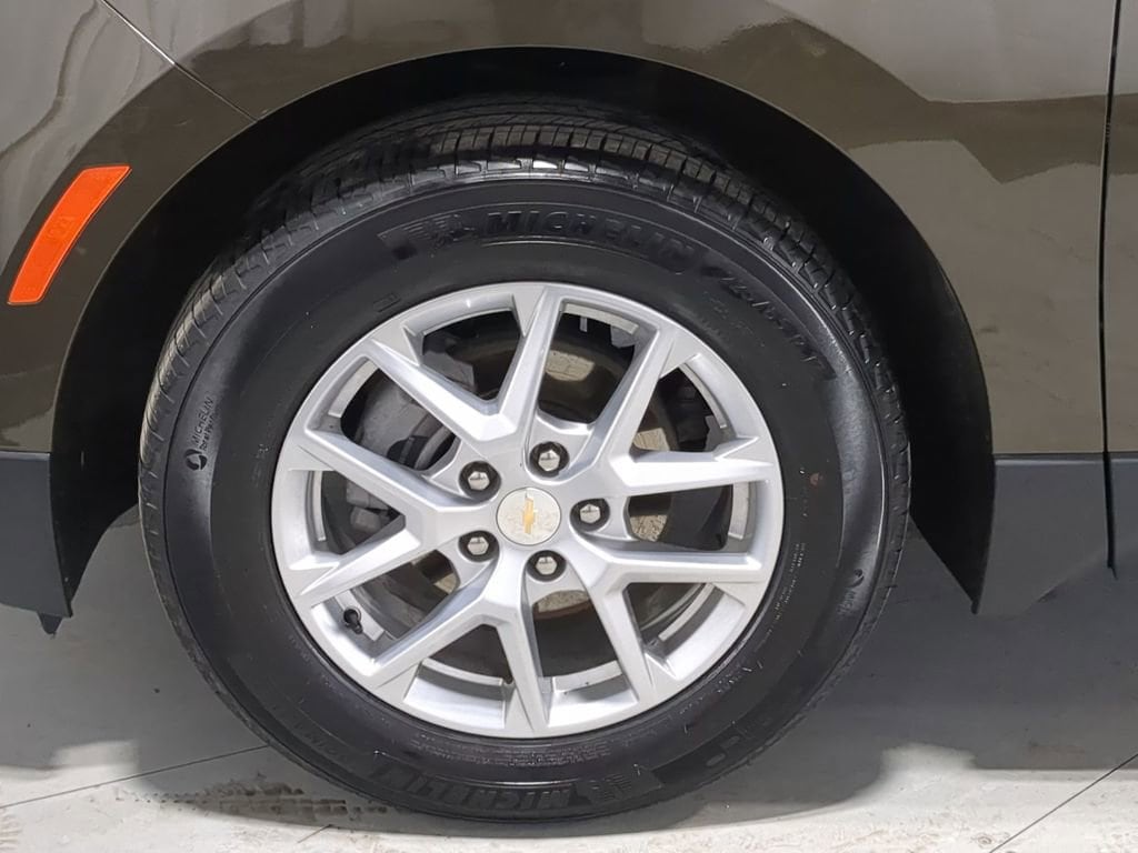 Thumbnail: 2023 Chevrolet Equinox - 17