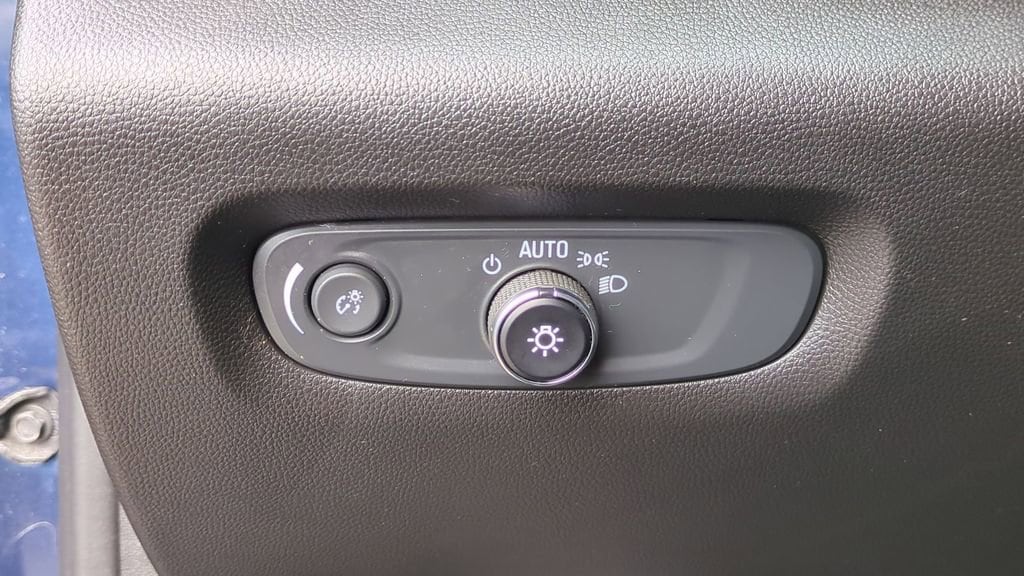 Thumbnail: 2022 Chevrolet Traverse - 17