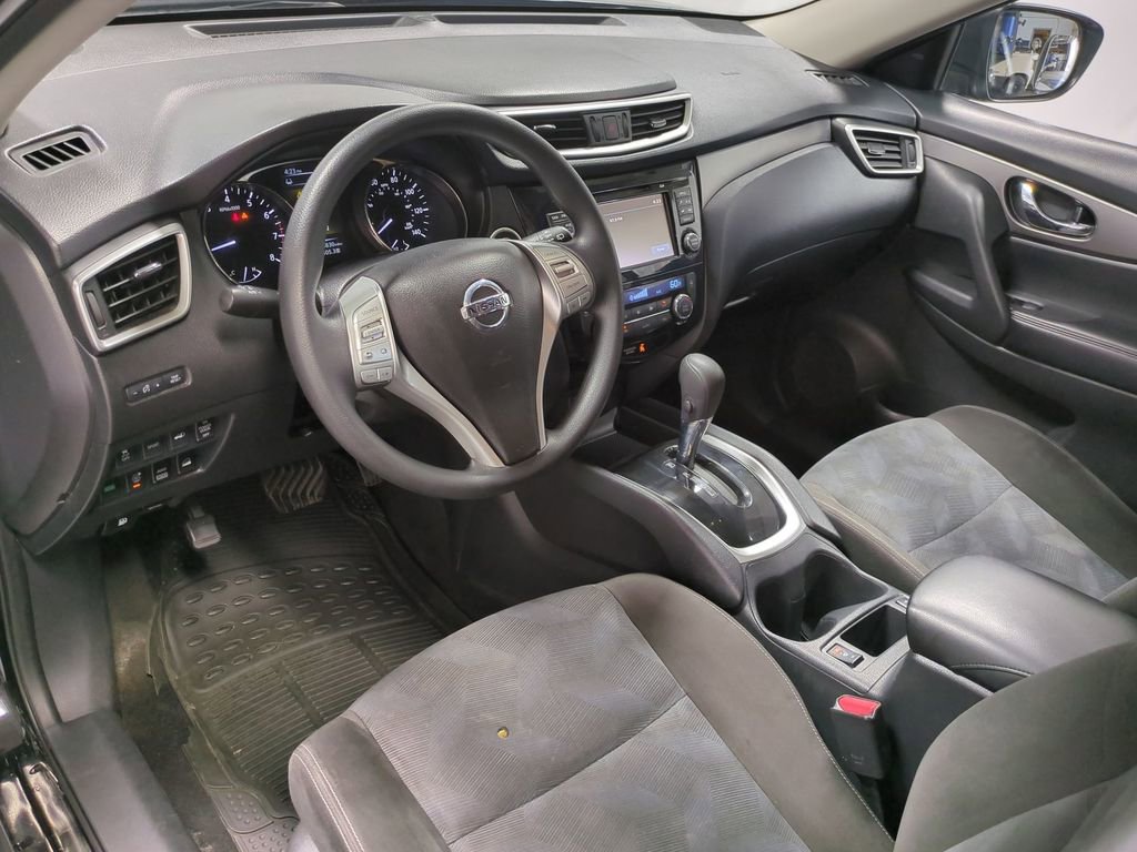 Thumbnail: 2015 Nissan Rogue - 12