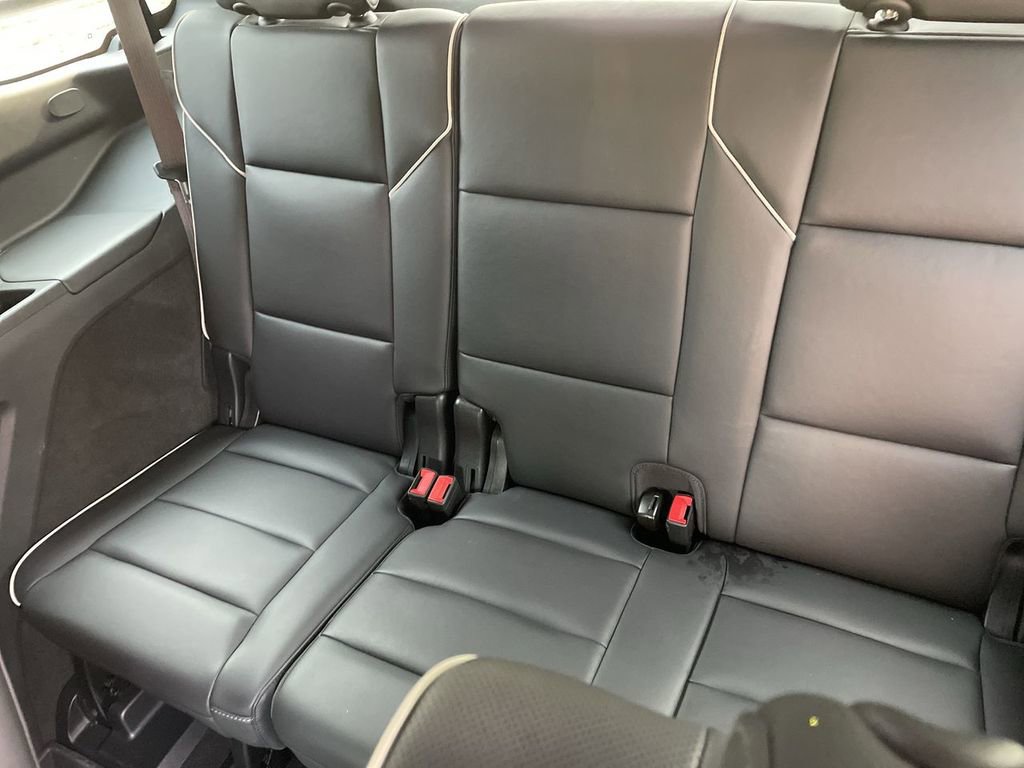 Thumbnail: 2024 Cadillac Escalade - 23