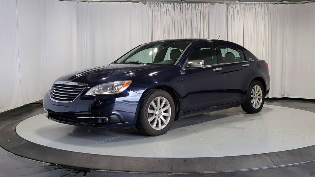 Thumbnail: 2014 Chrysler 200 - 5