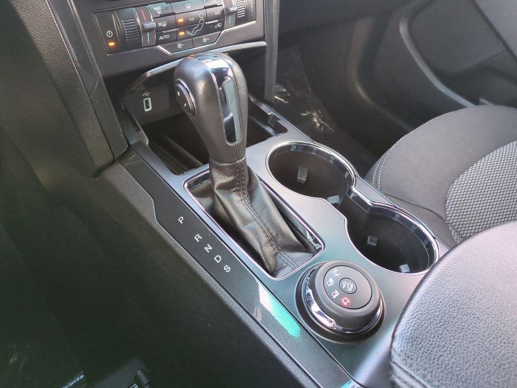 Thumbnail: 2019 Ford Explorer - 29