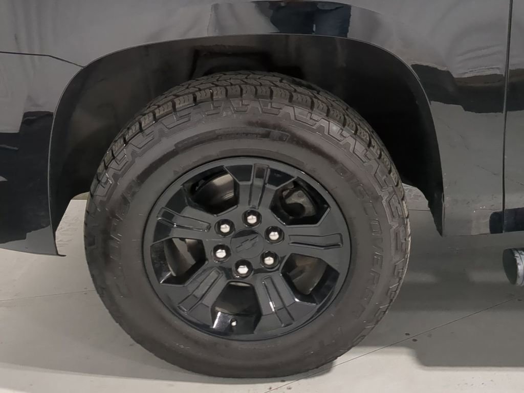 Thumbnail: 2018 Chevrolet Tahoe - 17