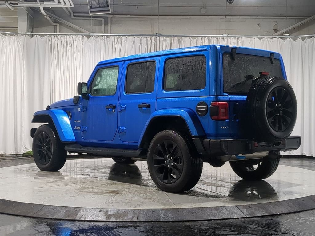 Thumbnail: 2024 Jeep Wrangler - 15