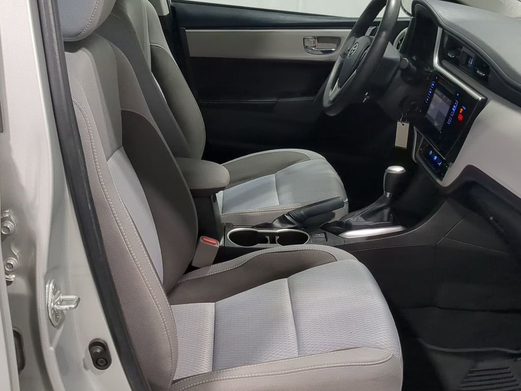 Thumbnail: 2018 Toyota Corolla - 25