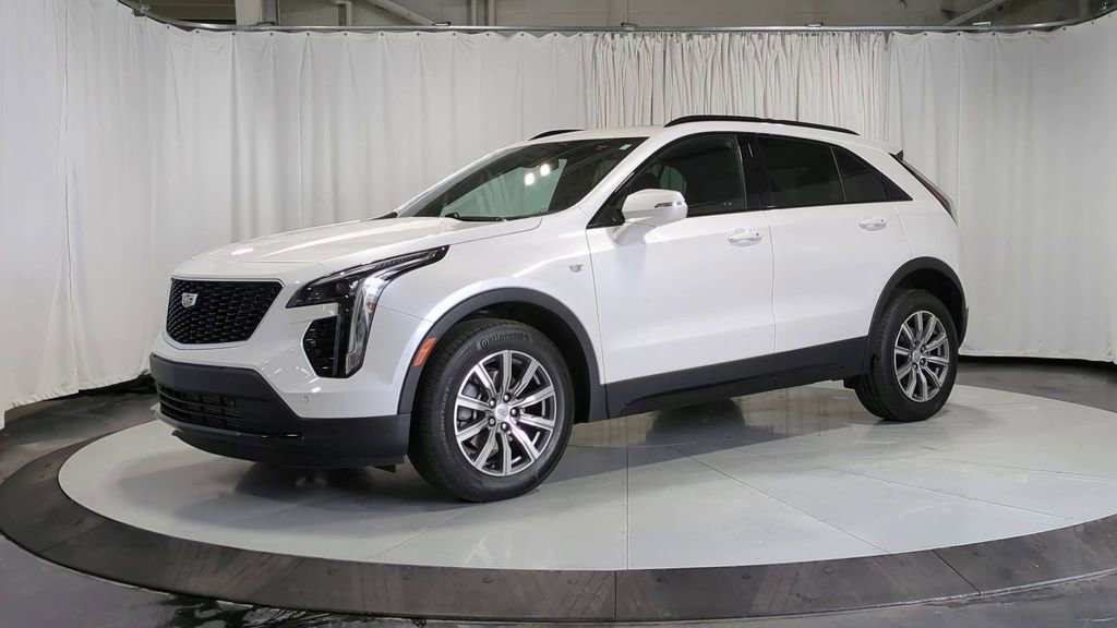 Thumbnail: 2023 Cadillac XT4 - 4
