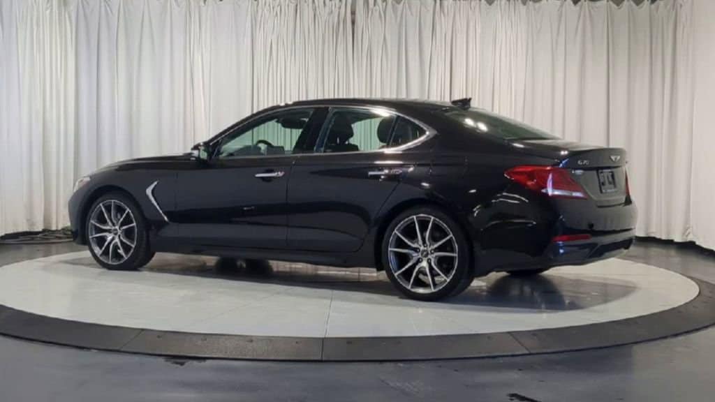 Thumbnail: 2019 Genesis G70 - 8