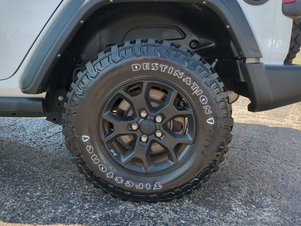 Thumbnail: 2022 Jeep Wrangler - 15