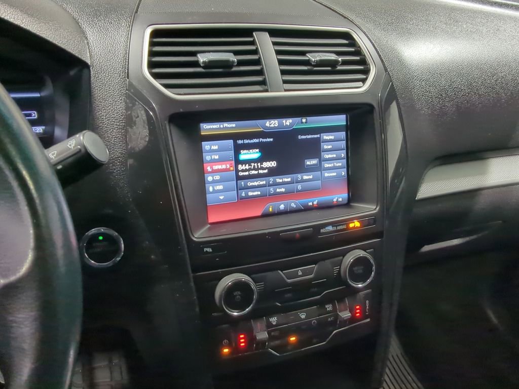 Thumbnail: 2016 Ford Explorer - 42