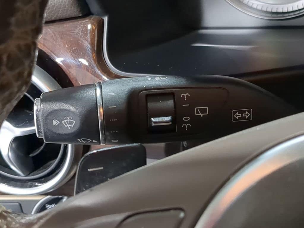 Thumbnail: 2015 Mercedes-Benz GLK - 39