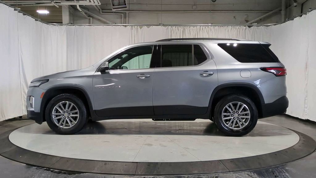 Thumbnail: 2023 Chevrolet Traverse - 5