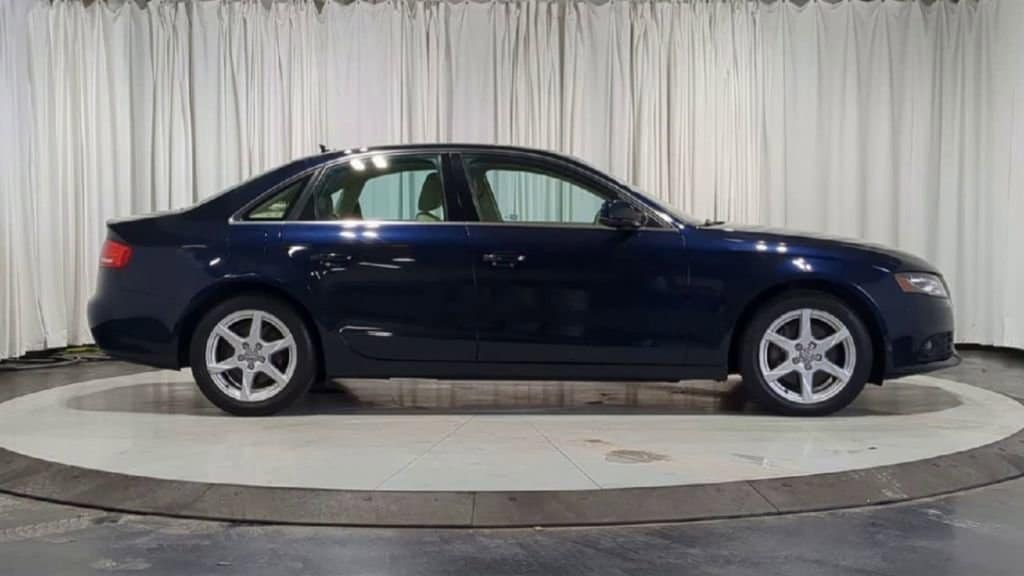 Thumbnail: 2011 Audi A4 - 10