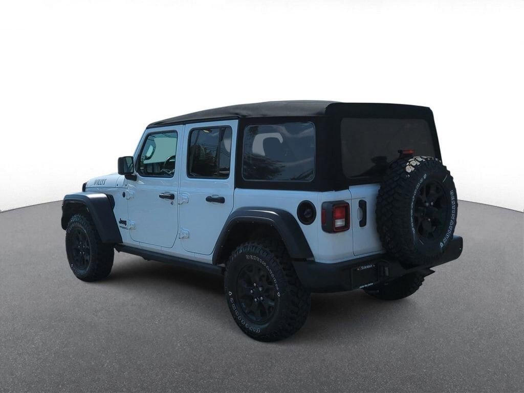 Thumbnail: 2022 Jeep Wrangler - 8